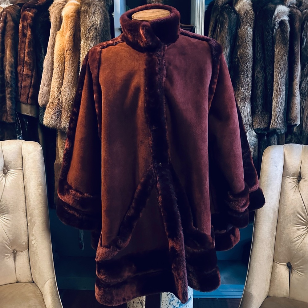 Lars Hilling x A. Koppel & Co. Suede and Faux Fur Trim Coat - Deep Maroon